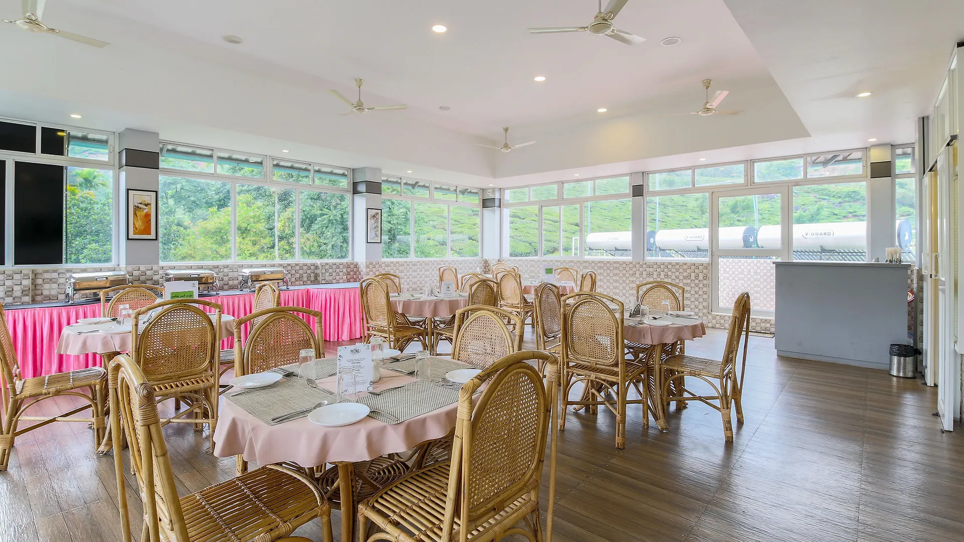 ***  Treebo Monsoon Grande Hotel Chithirapuram India